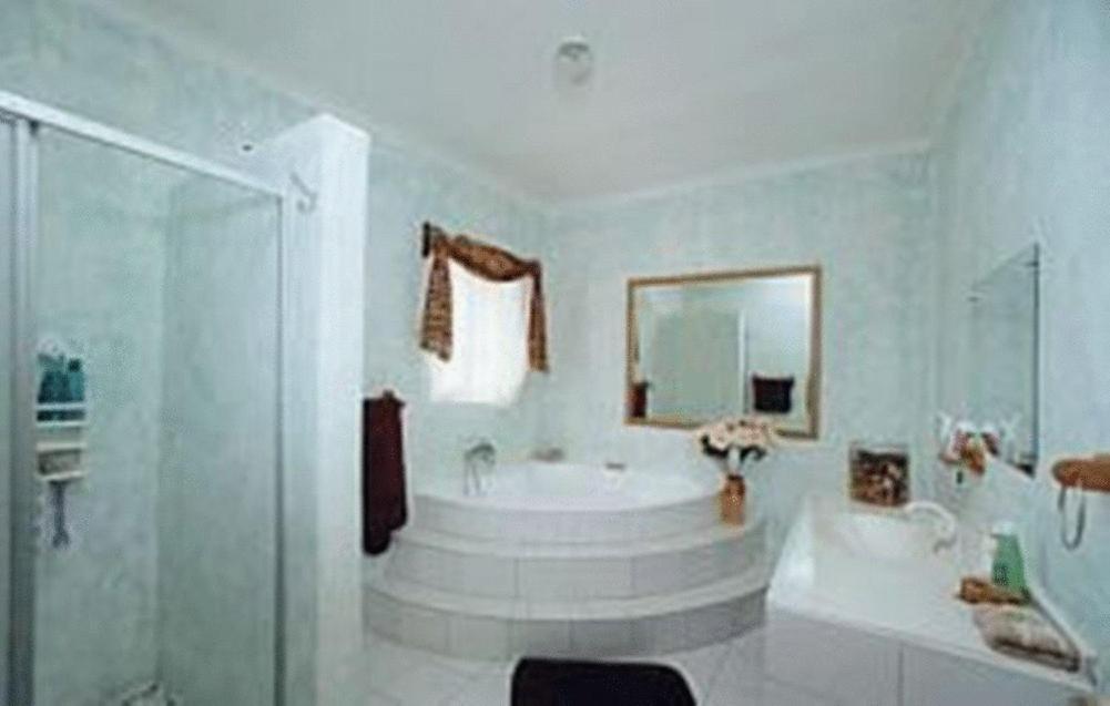 Bluewater Guesthouse Порт Елизабет Екстериор снимка