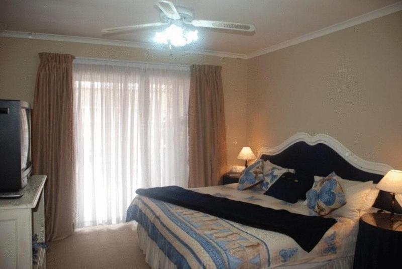 Bluewater Guesthouse Порт Елизабет Екстериор снимка