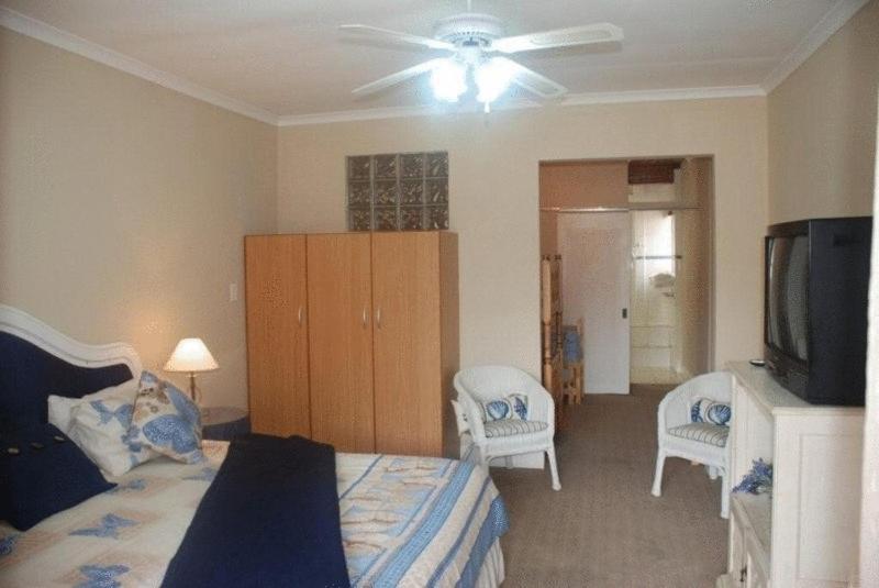 Bluewater Guesthouse Порт Елизабет Стая снимка
